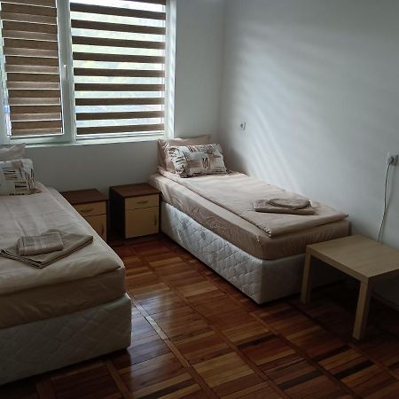 Апартамент Ели Veliko Tarnovo Ngoại thất bức ảnh