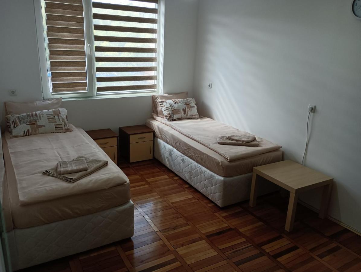 Апартамент Ели Veliko Tarnovo Ngoại thất bức ảnh